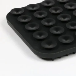 Clearance HappyCat Slikkemåtte sort Mad- Og Vandskåle Til Katte