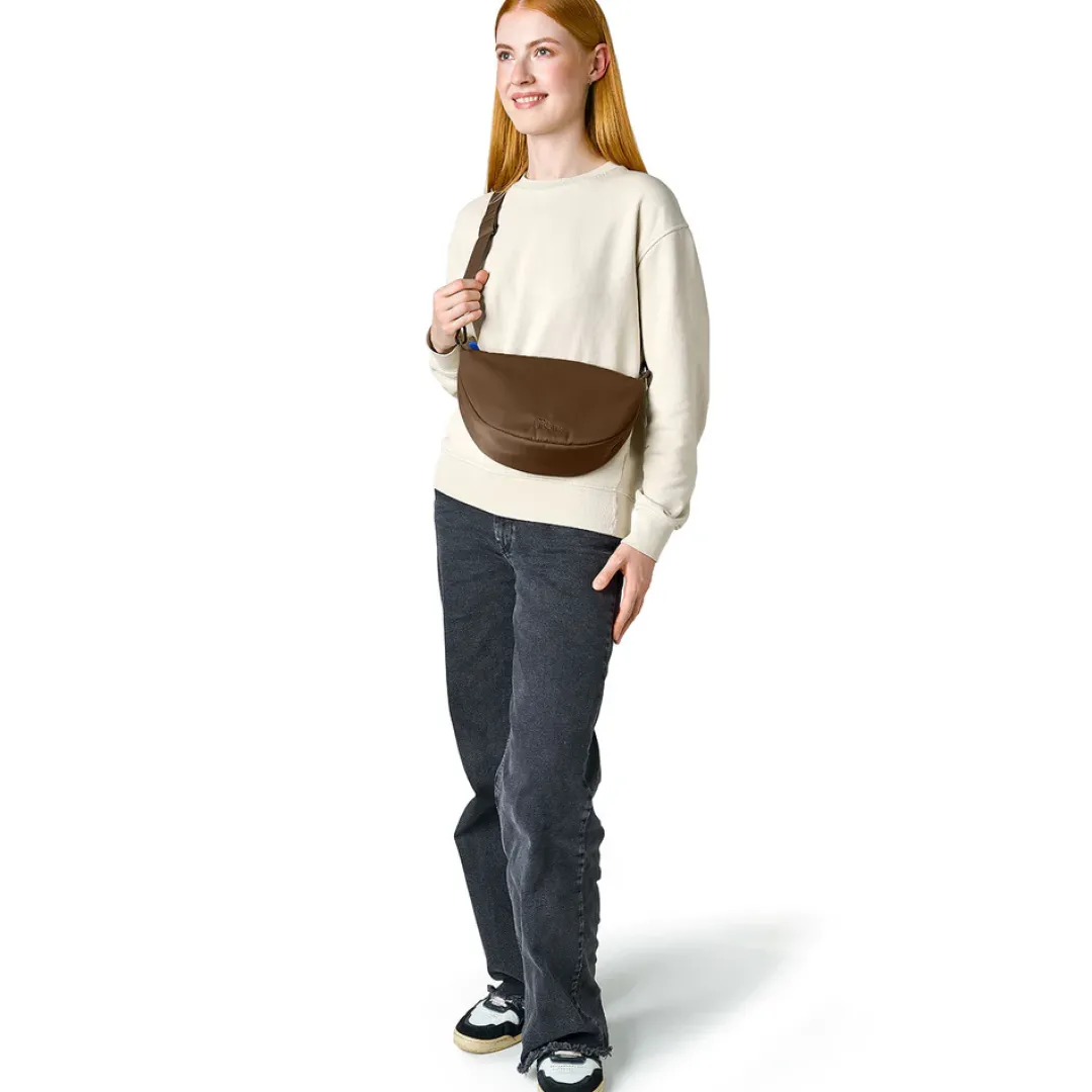 Outlet Crossbody taske Charlotte i brun Hunter Tasker I Læder|Tilbehør Til Hund - Alt Til En Glad Og Tryg Hverdag For Din Bedste Ven