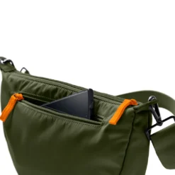 Outlet Crossbody taske Charlotte i grøn Hunter Tasker I Læder|Tilbehør Til Hund - Alt Til En Glad Og Tryg Hverdag For Din Bedste Ven