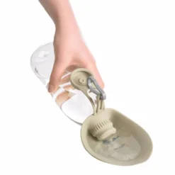 New drikkeflaske med silikoneskål beige 550 ml Hundeskåle Til Mad Og Drikke Der Passer Til Din Hunds Behov|Hundeskåle Til Hvalpe - Praktisk, Sikker Og Nem Spisetid