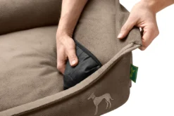 Ortho Merida hundeseng Small 50x35 cm Taupe Hundesenge Og Kurve Til Hunde - Bløde Og Komfortable|Sovepladser Til Hvalpe - Hundesenge, Kølemåtter Og Trygge Hvilesteder
