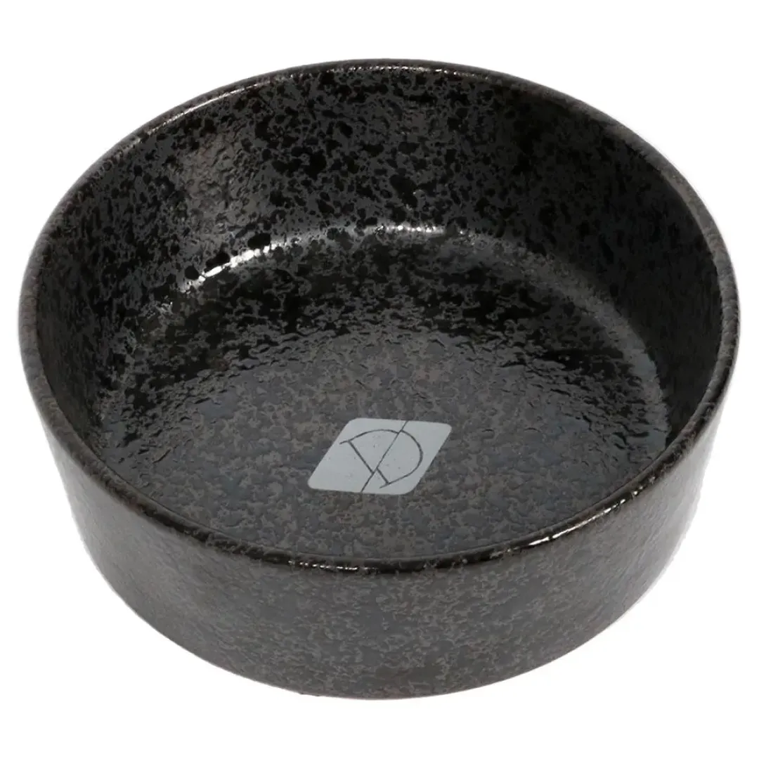 Jasper Black Dots Ø 20 cm 1400 ml Hundeskåle Til Mad Og Drikke Der Passer Til Din Hunds Behov|Hundeskåle Til Hvalpe - Praktisk, Sikker Og Nem Spisetid