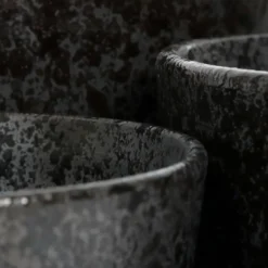 Jasper Black Dots Ø 20 cm 1400 ml Hundeskåle Til Mad Og Drikke Der Passer Til Din Hunds Behov|Hundeskåle Til Hvalpe - Praktisk, Sikker Og Nem Spisetid