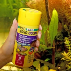 Best PRONovo Color Grano M 250 ml Fiskefoder Til Ferskvandsfisk