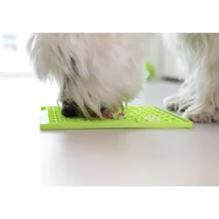 Online Slikkemåtte 28 x 28 cm Grøn - aktiveringsmåtte til hunde Killingelegetøj - Sjov, Træning Og Aktivering For Killinger|Hundelegetøj Til Alle Hunde Leg Og Aktivering Året Rundt