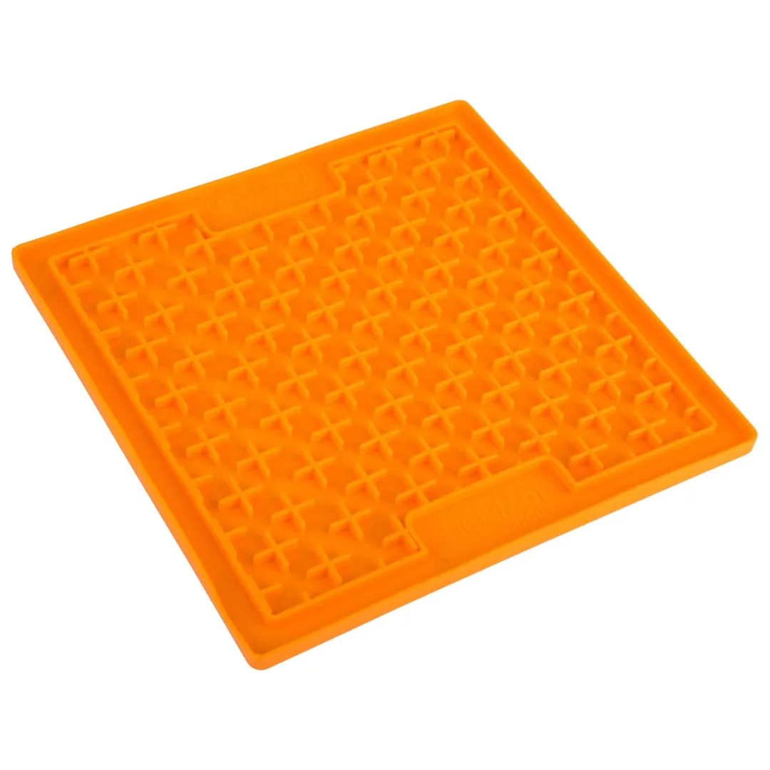 Outlet Slikkemåtte 28 x 28 cm Orange - aktiveringsmåtte til hunde Killingelegetøj - Sjov, Træning Og Aktivering For Killinger|Hundelegetøj Til Alle Hunde Leg Og Aktivering Året Rundt