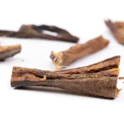 Snackit Hestehud med Pels 200 g - Naturlig tyggesnack til hunde Snacks Til Hvalpe - Lækre Godbidder Til Træning Og Forkælelse|Hundeguf Og Tyggeben Til Hunde