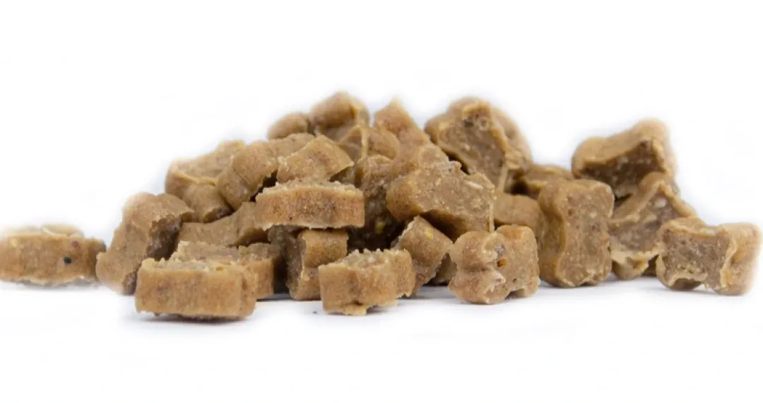 Best Snackit Semi-Moist Mini Bones med Kylling 500 g - bløde hundesnacks Hundeguf Og Tyggeben Til Hunde