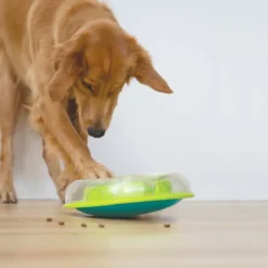 Outlet Wobble Bowl Grøn Niveau 1 - interaktiv foderskål til hunde Hundelegetøj Til Alle Hunde Leg Og Aktivering Året Rundt|Legetøj Til Hvalpe - Sjov Leg, Aktivering Og Tryghed Fra Første Dag